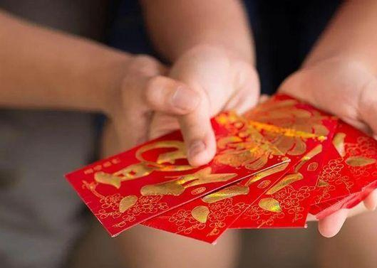 關(guān)懷員工父母，為員工父母設(shè)置關(guān)懷金制度